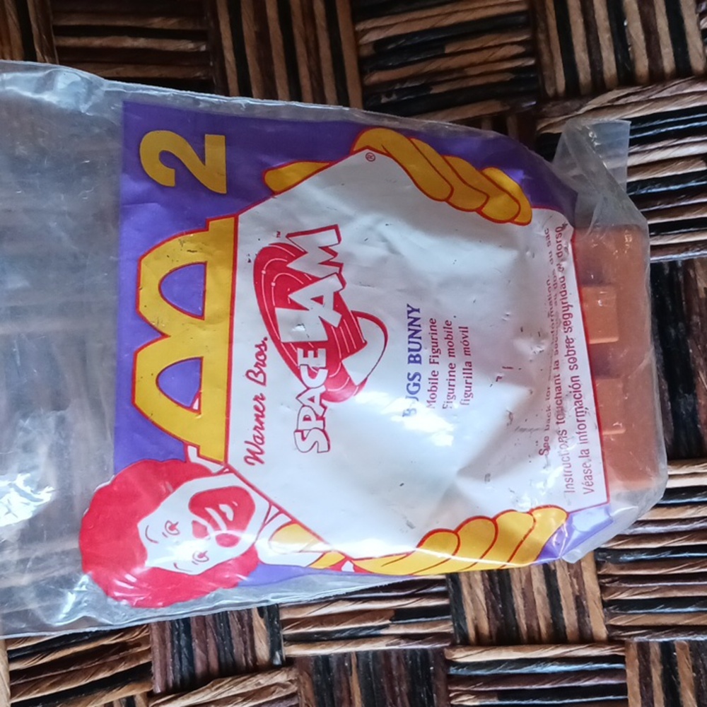 Vintage NOS Space Jam Bugs Bunny Basketball Happy Meal Toy 1996